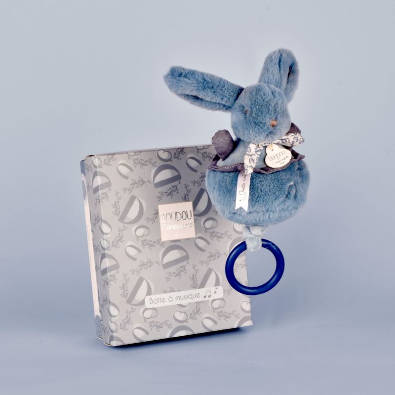Image d'ambiance de présentation du produit Peluche musicale Lapin Doudou bleu (20 cm) - Doudou et Compagnie